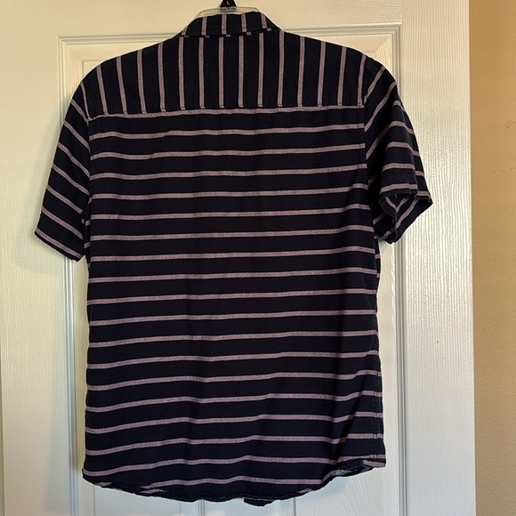Aeropostale men’s blue striped short sleeve button down shirt size medium - Picture 6 of 8